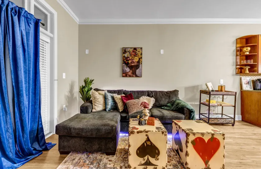 The Velvet Note|5 Mins To Lenox Mall|Sleeps 8 - Image 1