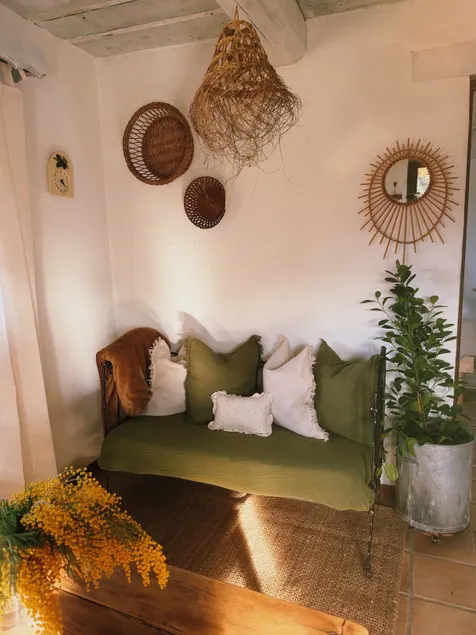 Country House-Apartment-Private Bathroom - Image 1