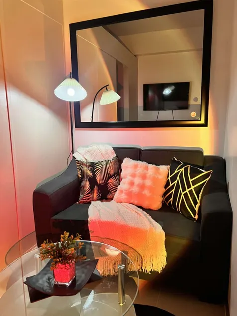 1BR unit in South Residence Las Pinas with Wifi & Netflix - Image 1