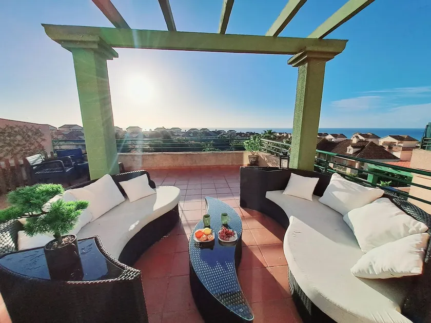 Alcaifornia Apartment: Unique Ocean Views - Image 1