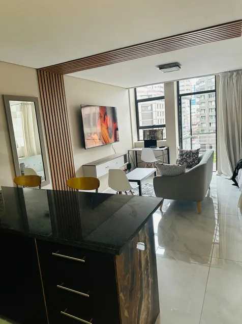 Fountain Hotel Private Apartment Suite - Image 1