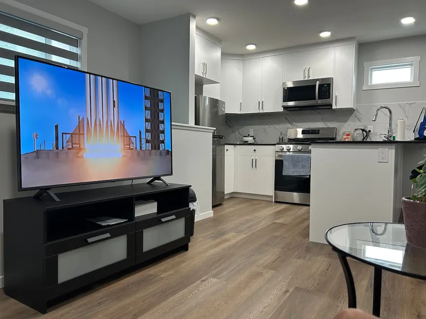 Garden Suite – Stylish & Unique - Image 1