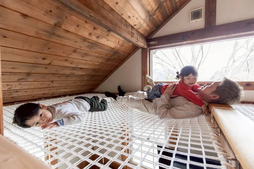 Firewood bath, athletic net, BBQ, pellet stove, nature, mountain climbing, 30 seconds to the river, fishing, 9 minutes to Tsuru Interchange - Image 1