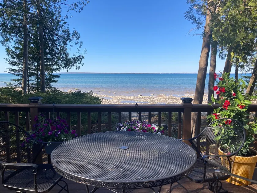 Youyo Beach Lakefront Home in Cheboygan, Michigan - Image 1