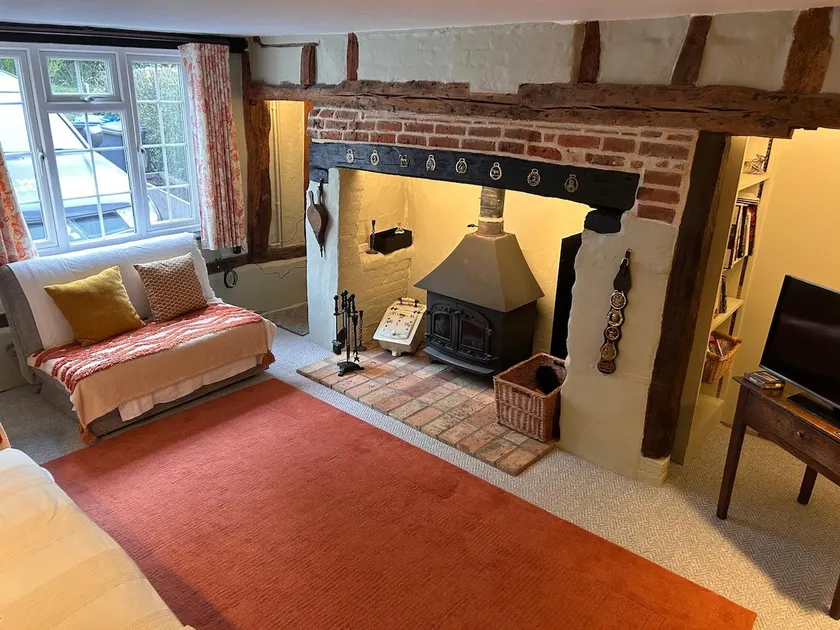 Cosy cottage near Framlingham, Suffolk - Image 1
