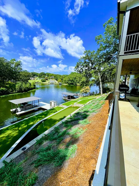 ”Villa La Vida” w/ Boat Rental & Putting Green - Image 1