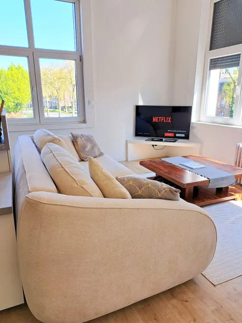 The Kimiko • Movie & relaxation atmosphere - Image 1
