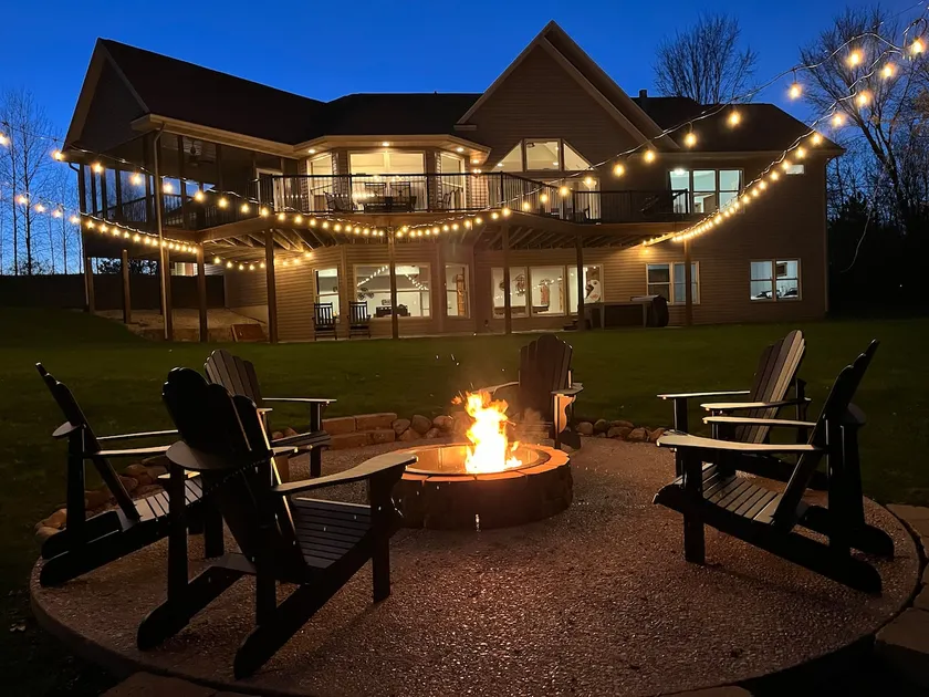 Riverfront~GameRm~HotTub~CrystalMtn~Gym~Theater - Image 1