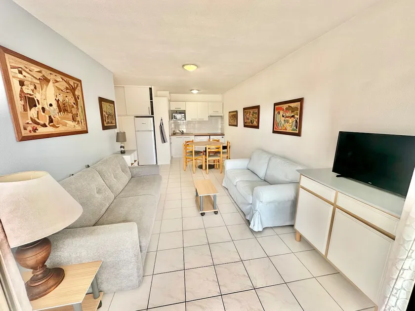 Heated pool - Terrace - Parking - Wi-Fi - Image 1