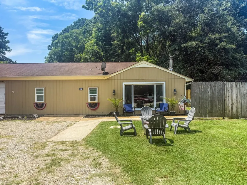 Chickahominy River Bungalow - Image 1