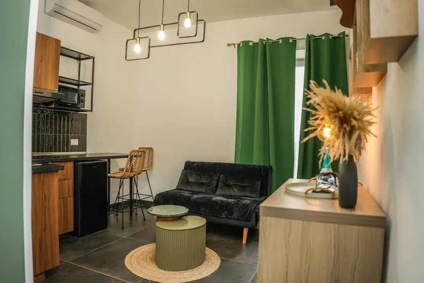Almar Living: Casa Maya Historic Center - Image 1