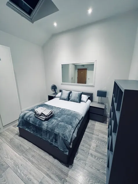 Stylish sleek retreat - 2 floors - Image 1