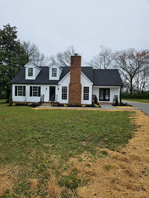 Middle Tennessee Hideaway-Right Beside Siegel Park - Image 1