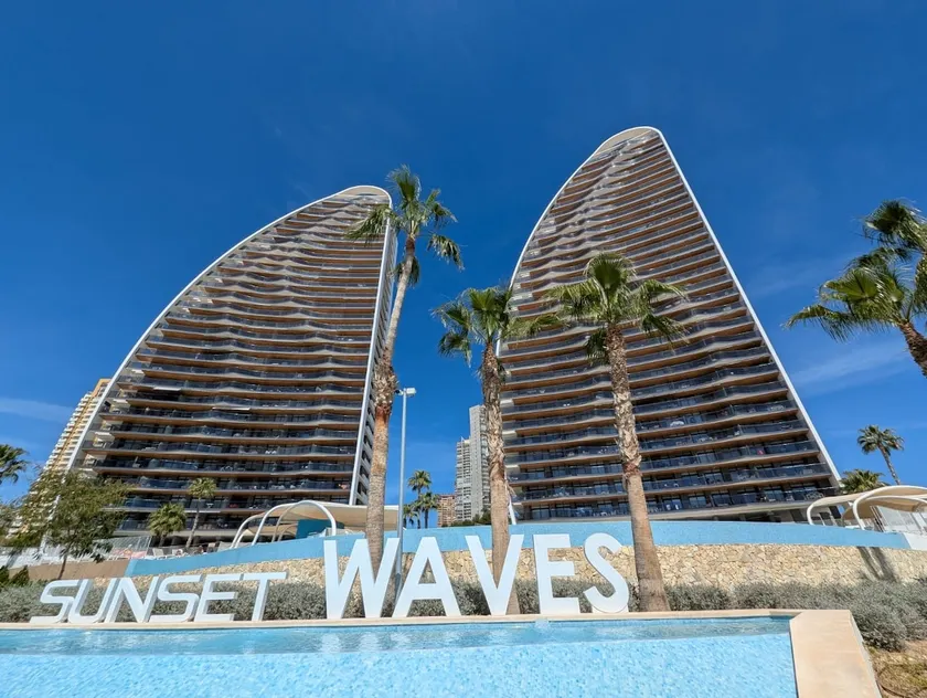 Sunset waves 117 by Alicante Rent - Image 1