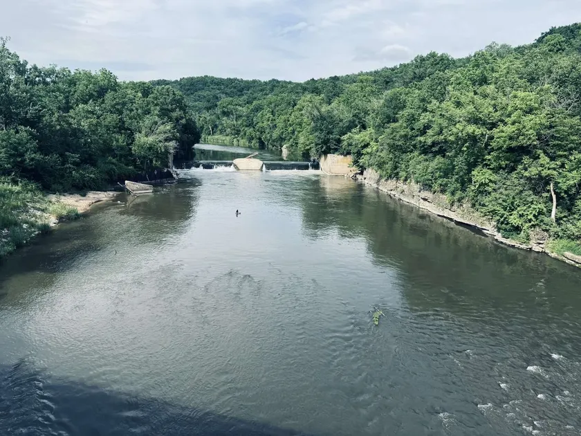 River + Bluffs Hideaway - Image 1