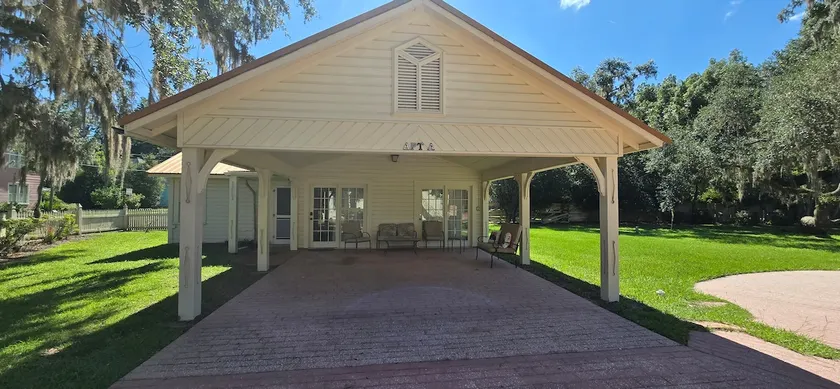 Cozy Apartment on the Historical Suwannee River - Image 1