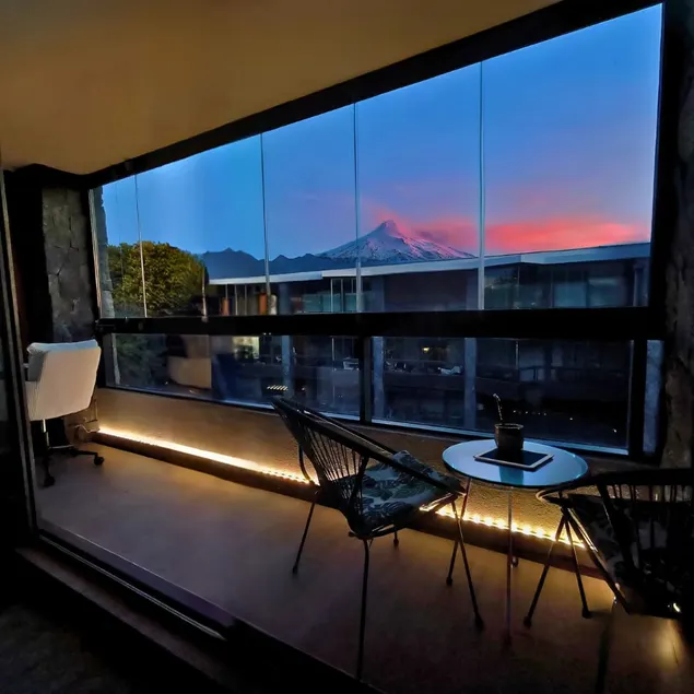 Cozy Smart Studio with Volcano View - Image 1