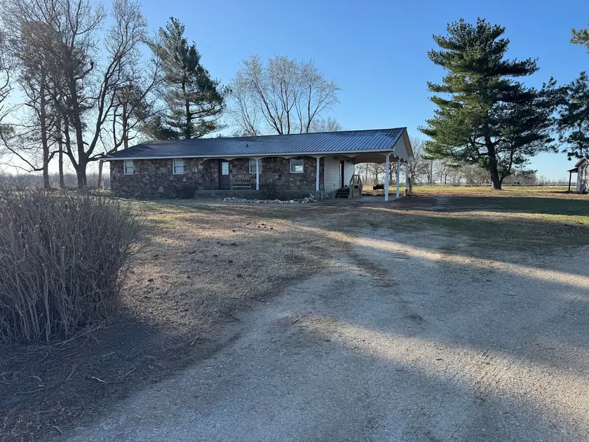The Lake House - Image 1