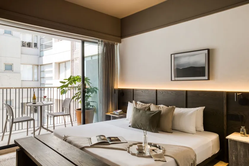 Sophisticated Apt w/Priv Balcony | Rooftop+Jacuzzi - Image 1