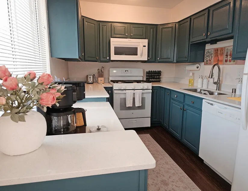 Uptown ABQ Condo Near Parks & Dining - Image 1