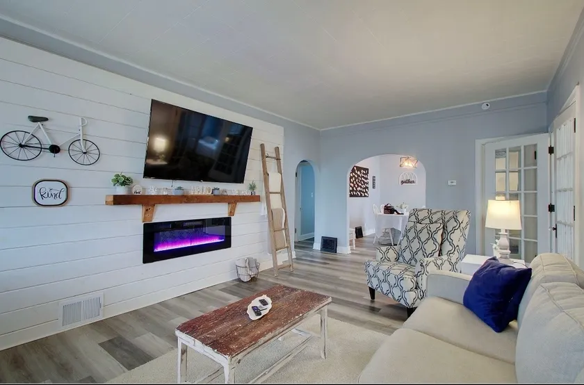 Cozy Cottage near Lake Erie - Image 1