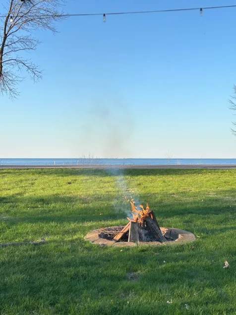 Private Beach • Firepit• Kayak • Family Lake Cabin - Image 1