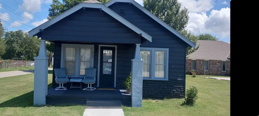 The Quaint House - Image 1
