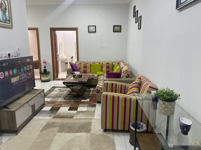 8 | 2BR | Chic Apartment | Al Hamra - Image 1