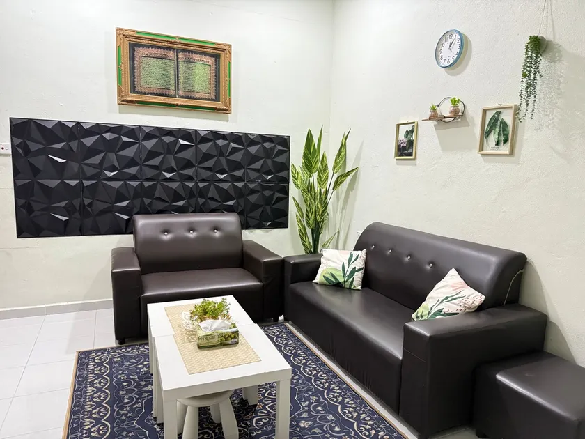 Kangar Homestay Sofa Bed - Image 1