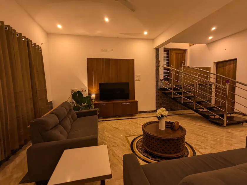 Villa Tropicana - 4BHK - Image 1