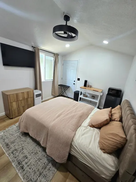 Cozy Side Casita - Image 1
