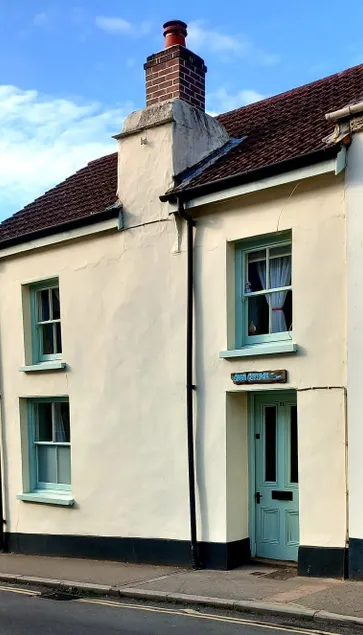 Grade II listed cottage, heart of Braunton village - Image 1