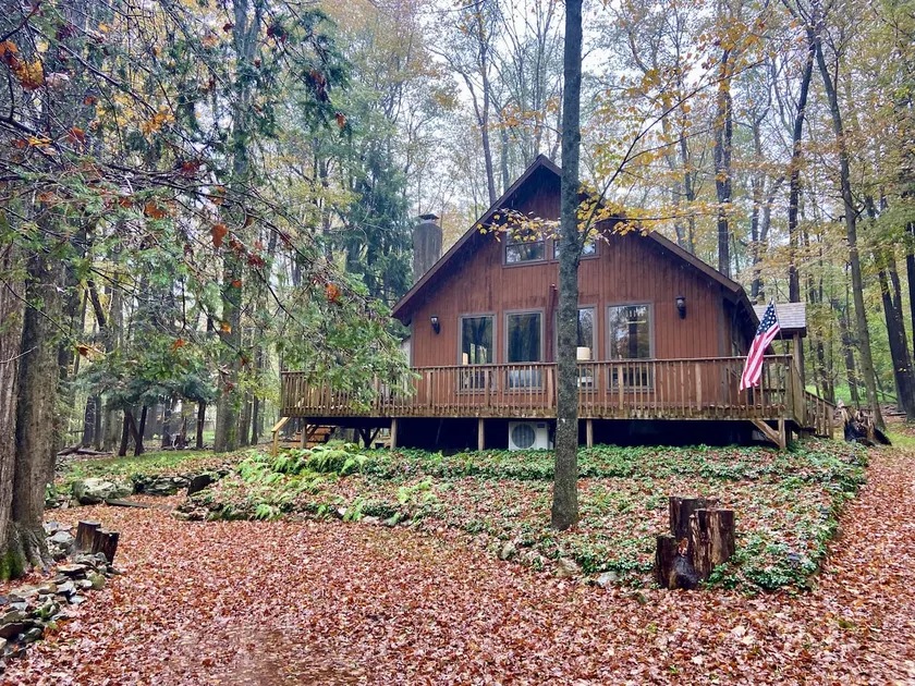 Pop's Cabin - Cozy A-Frame, Pet Friendly, Retreat - Image 1