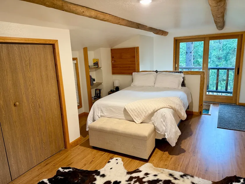 Private Cabin~Spacious Acreage~Getaway~Vacation - Image 1