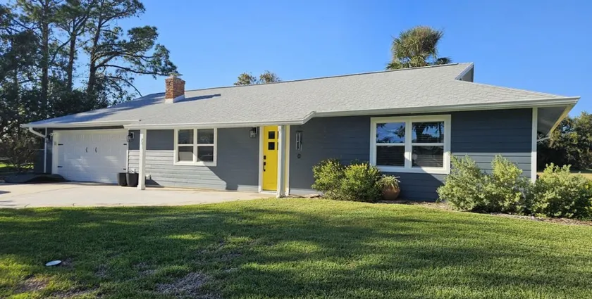 2 Homes Next Door, Book Both! - Image 1