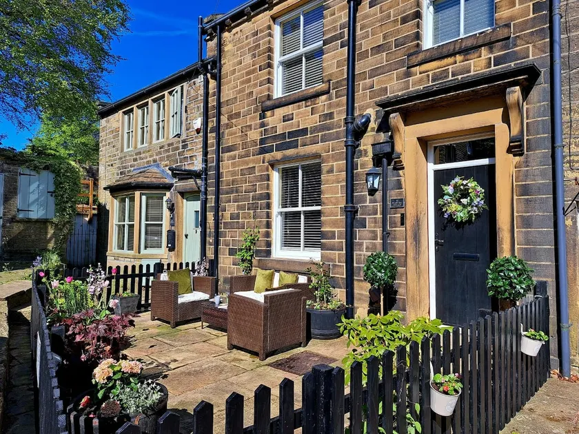 'Wildfell Cottage'-A Charming, Cosy Treat. - Image 1