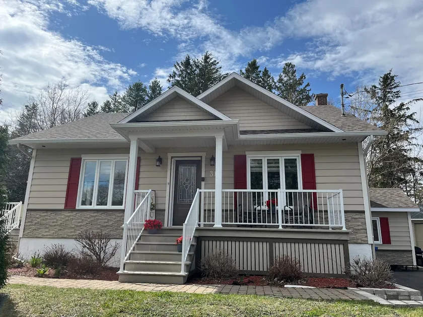 Country House - Image 1