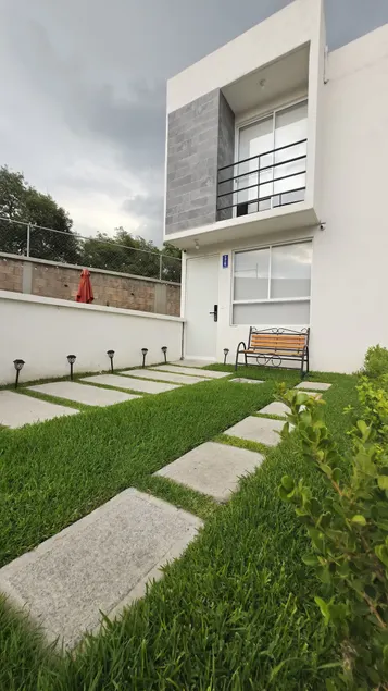 House near Autopista Méx-Pue, VW, FINSA Stadium - Image 1