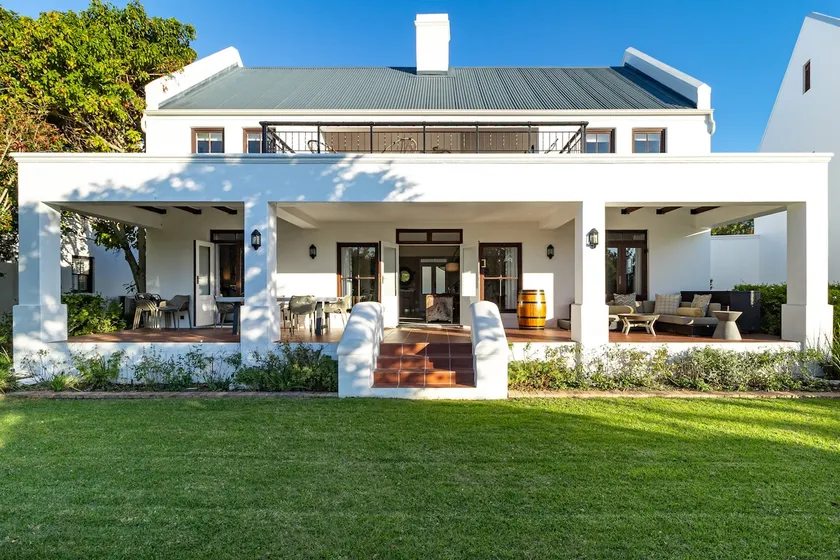 Winelands Golf Lodges 3 - Image 1
