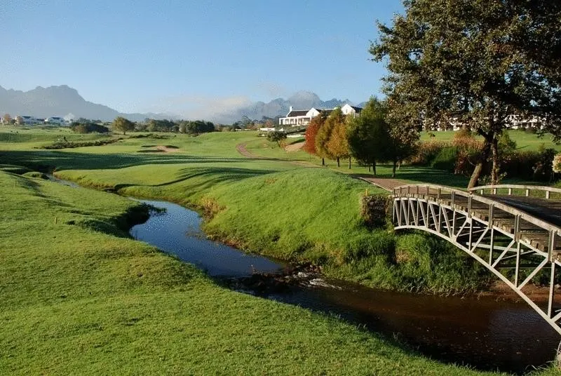 Winelands Golf Lodges 15 - Image 1