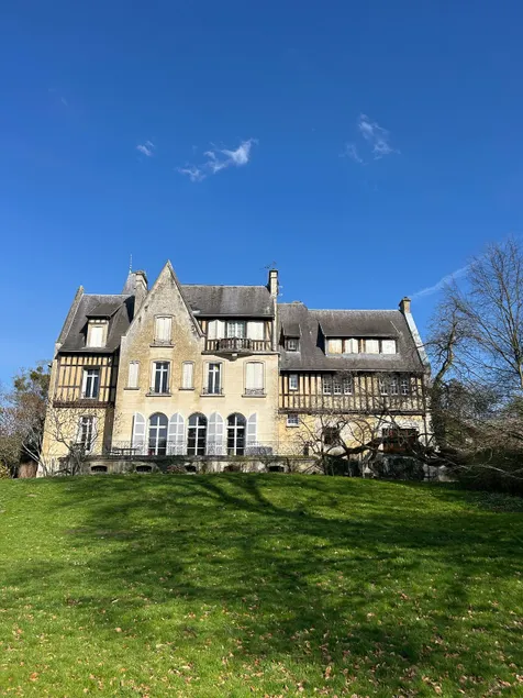 La Chaladrerie large mansion with garden - Image 1