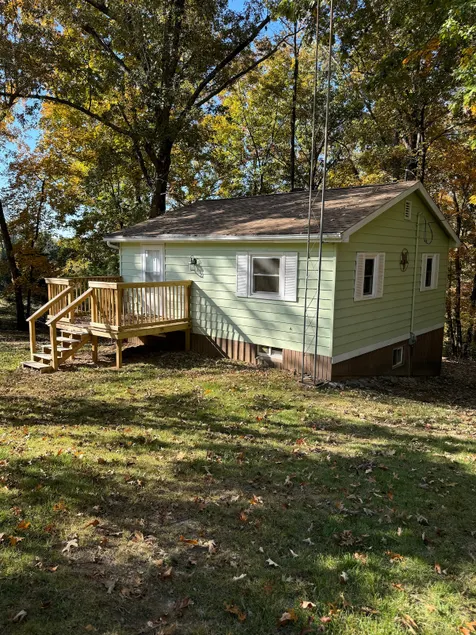 Cozy Cabin Near Area Favorites - Image 1