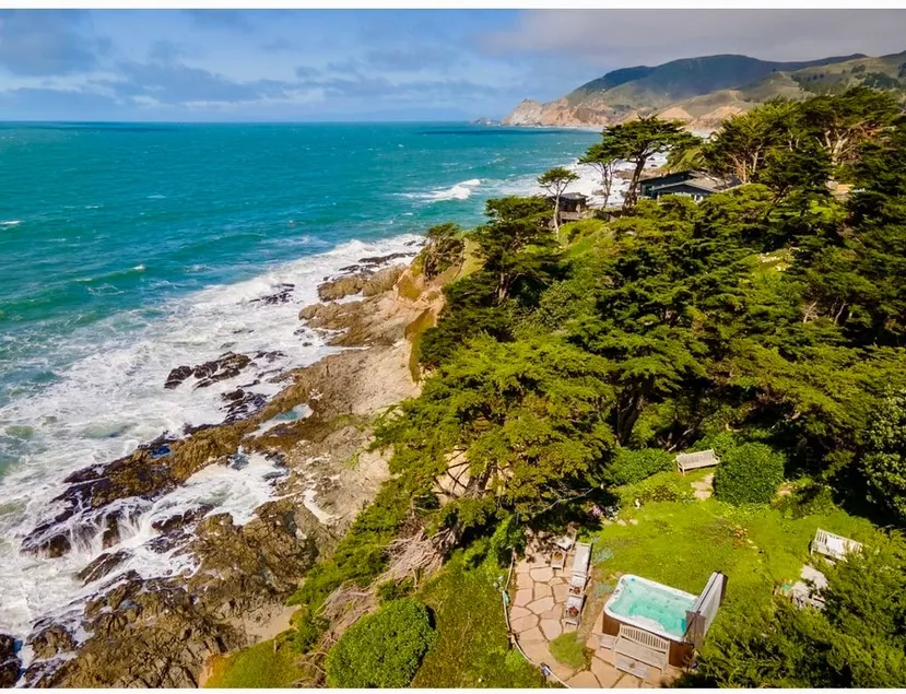Spectacular California Ocean Front Home! - Image 1