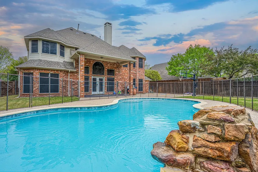 Elegant 5BR Estate PoolOasis PingPong Bsketball EV - Image 1