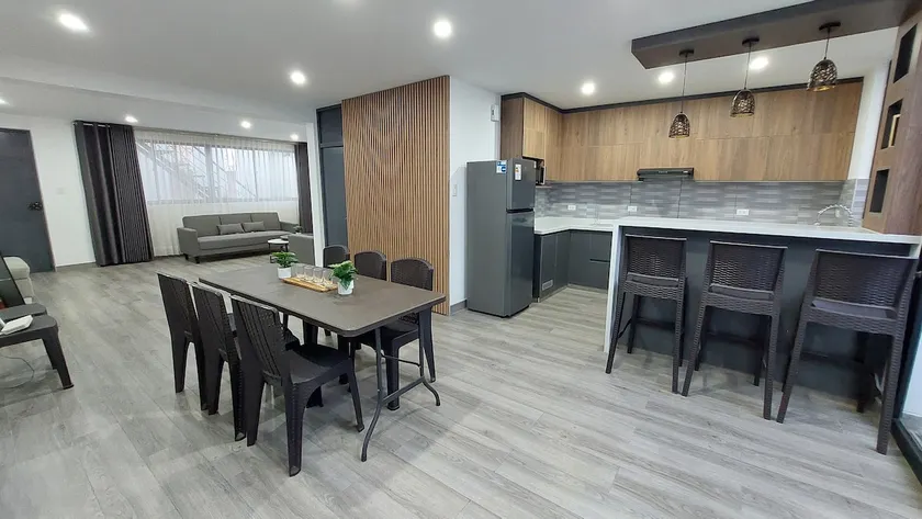 Ideal for meetings, house in Characato - Image 1