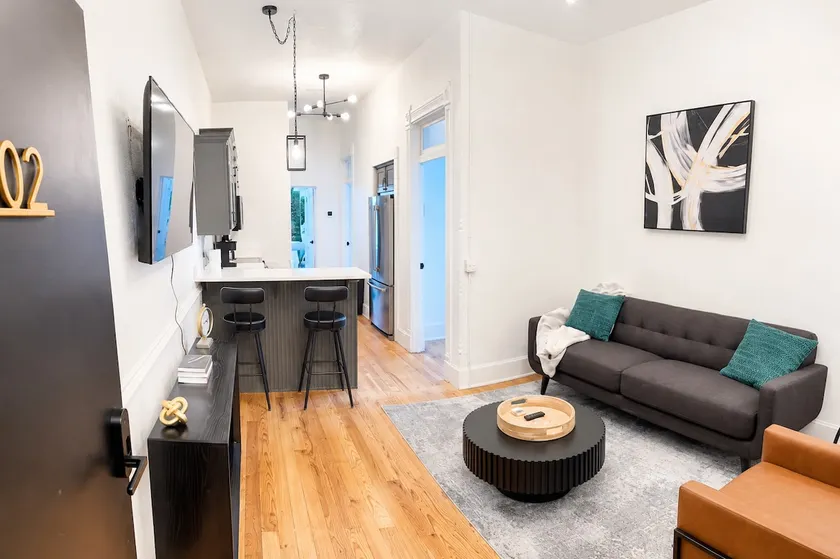 Newly Renovated Downtown Loft - Image 1