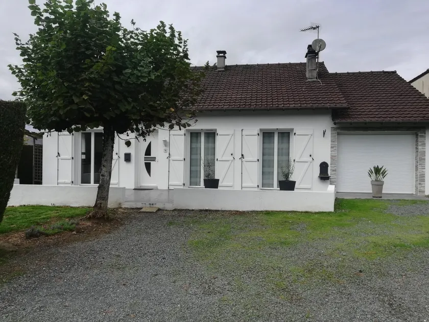 Les Combelles - Image 1