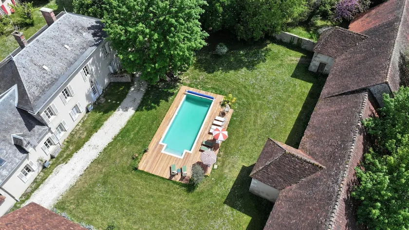 Charming cottage renovated in 2025 - Image 1