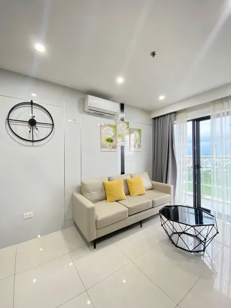 Hue Charm Apartment with Pool and Gym - Image 1