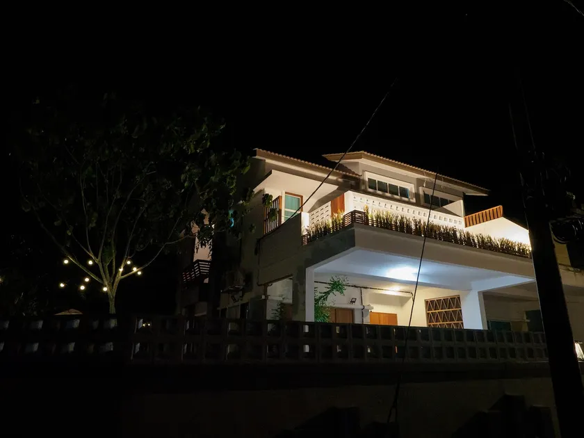 D’SeBalik Pulau - Tropical Boutique Home - Image 1